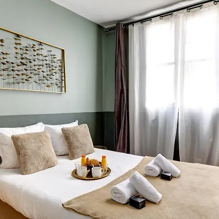 Bluestay 226 - باريس